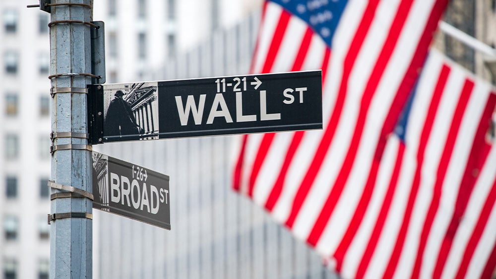 Stock Market Today: Dow Rallies 450 Points As Oil Prices, Treasury Yields Fall; Nvidia Extends Gains